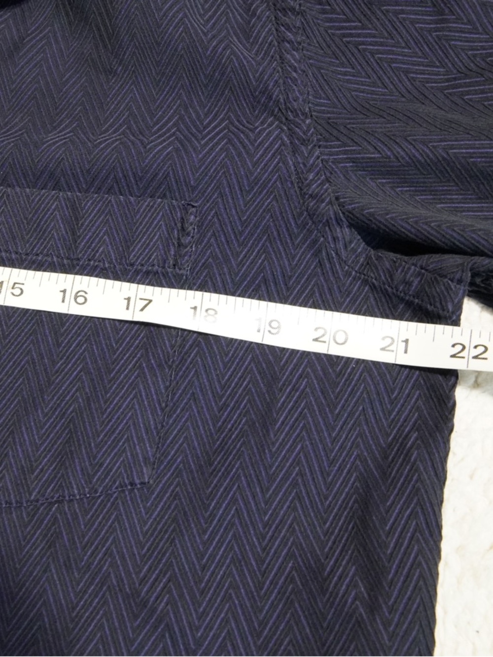 Gran Sasso Made in Italy Men's Long-Sleeve Navy Herringbone Button-Up Shirt - Picture 7 of 9